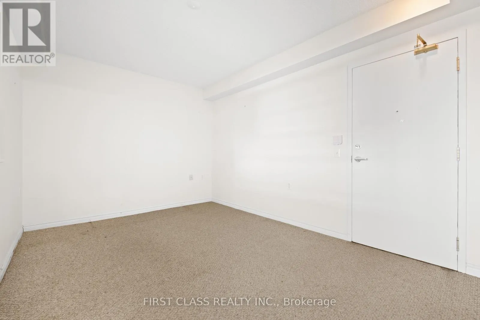 905 - 200 BURNHAMTHORPE ROAD E