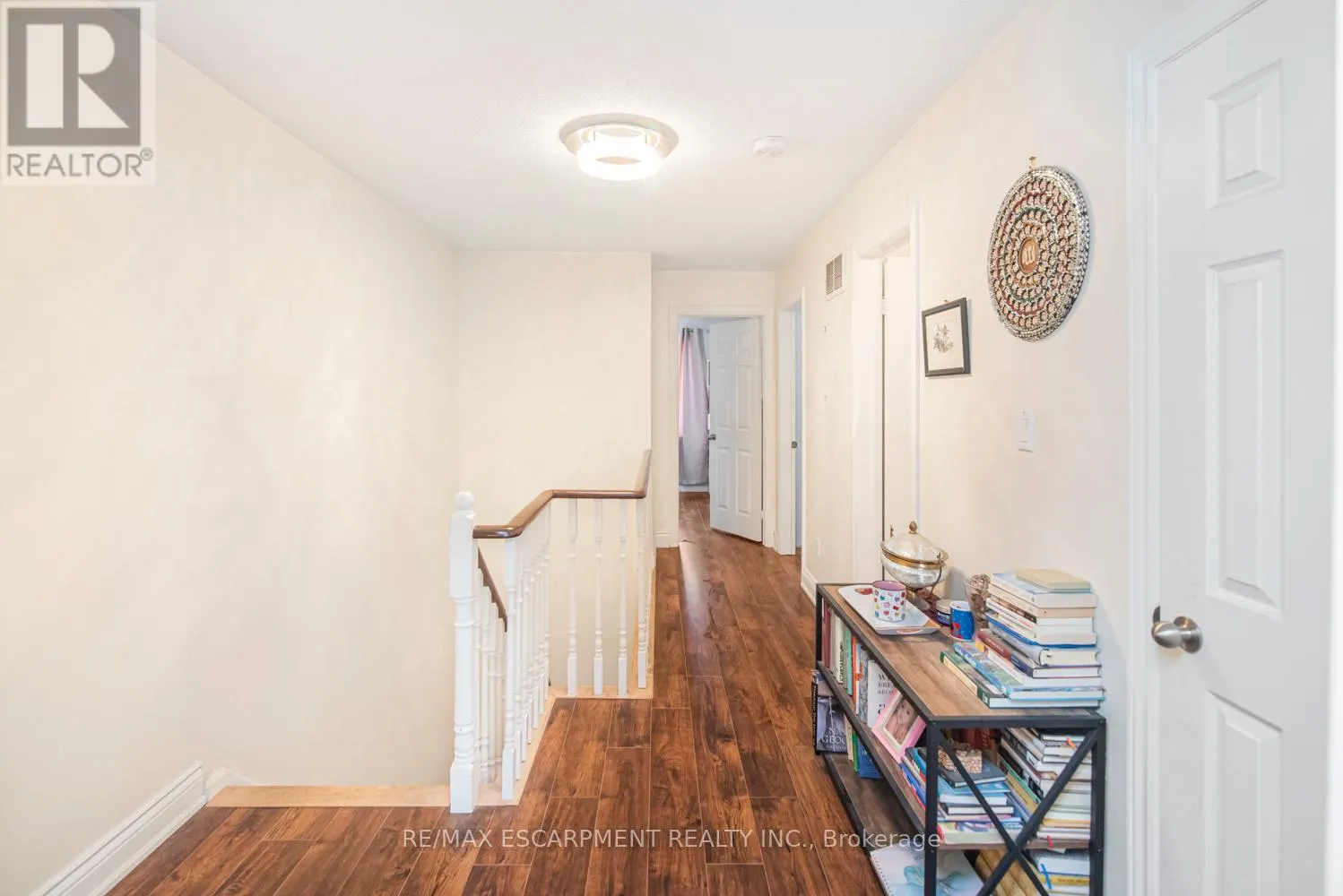 1183 WESTVIEW TERRACE