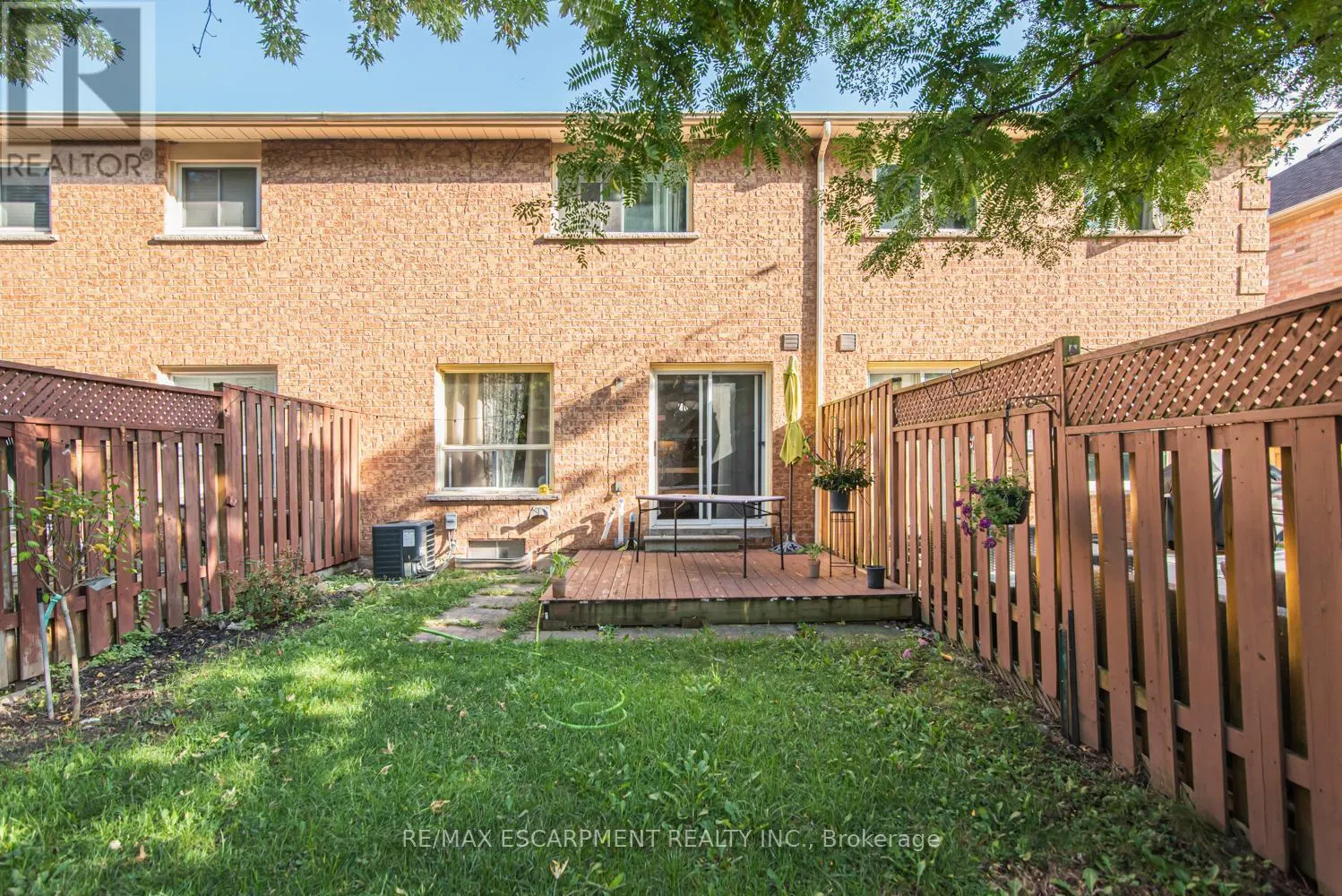 1183 WESTVIEW TERRACE