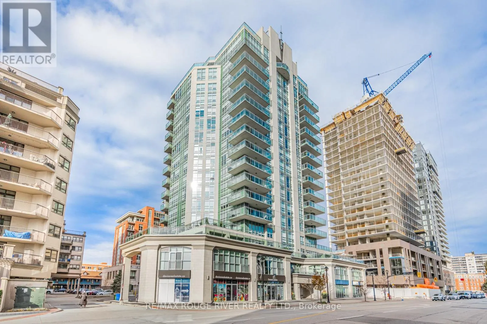 601 - 360 PEARL STREET