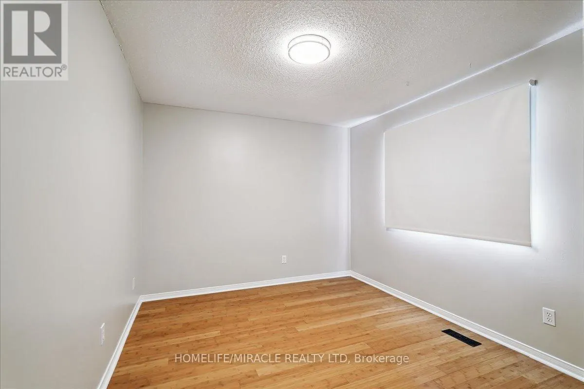 110 BLACKTHORN LANE