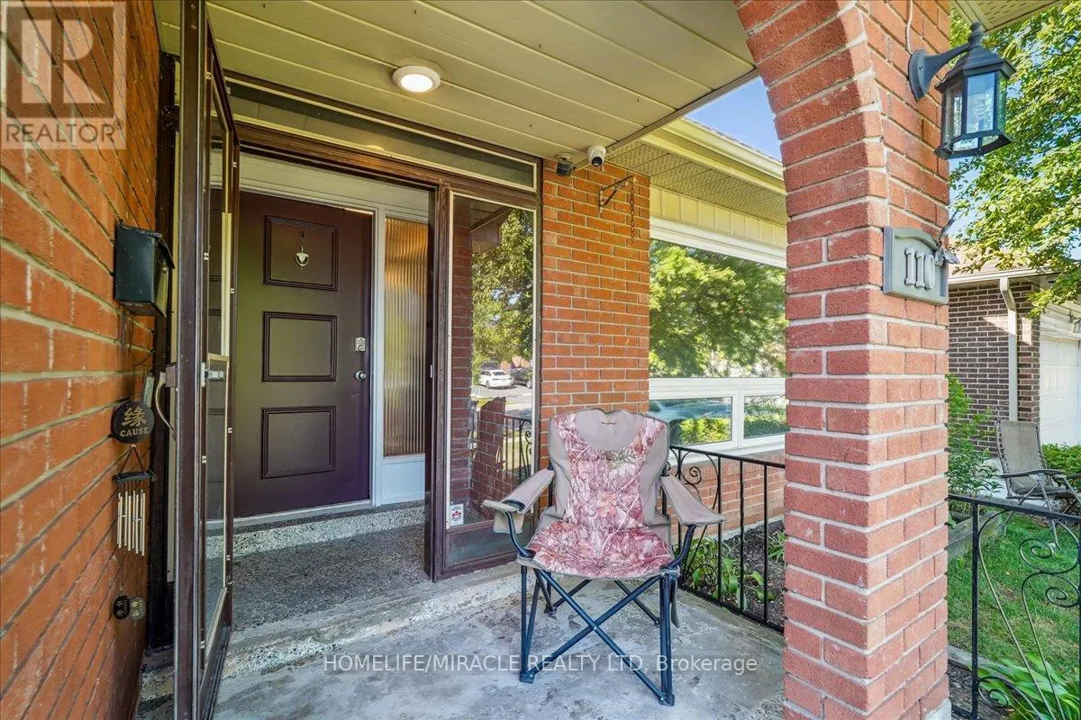 110 BLACKTHORN LANE