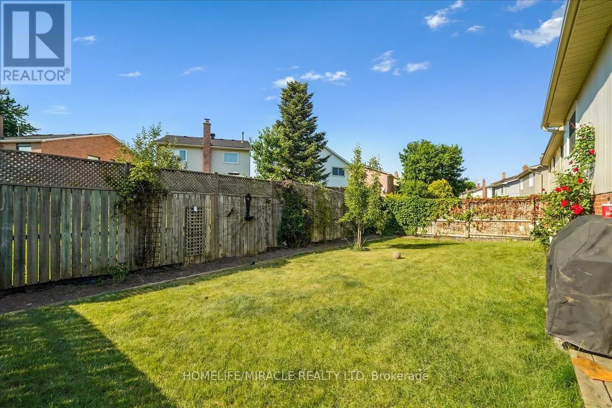 110 BLACKTHORN LANE