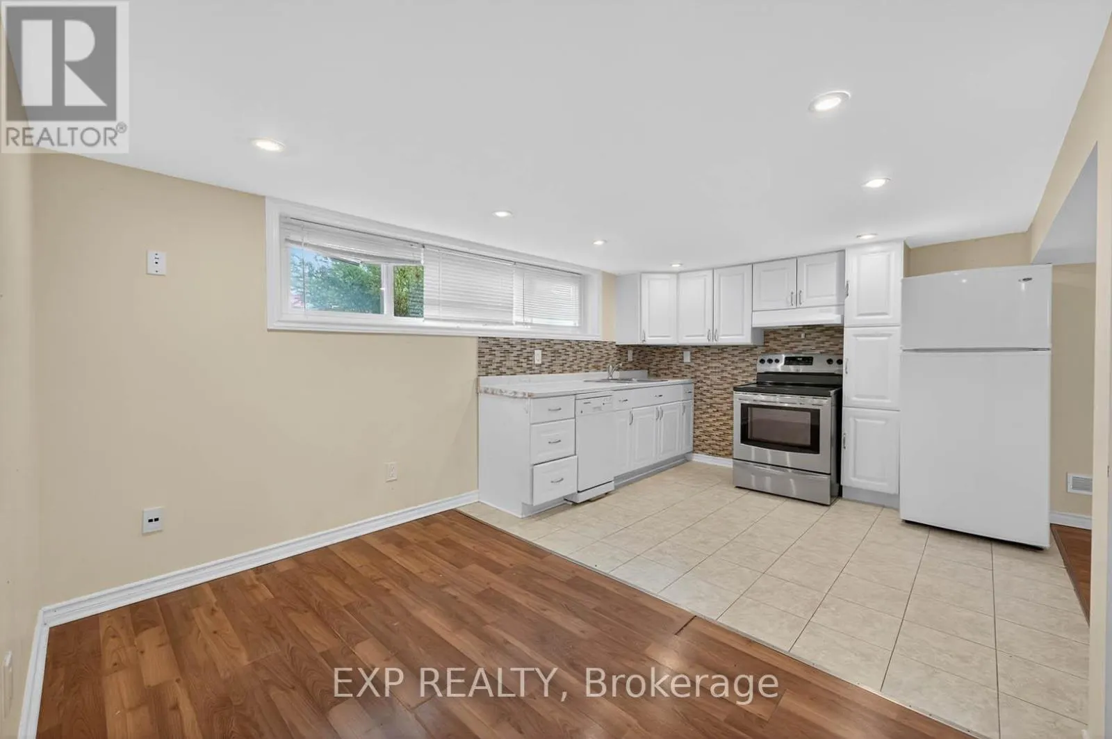 LOWER LEVEL - 3567 QUEENSTON DRIVE