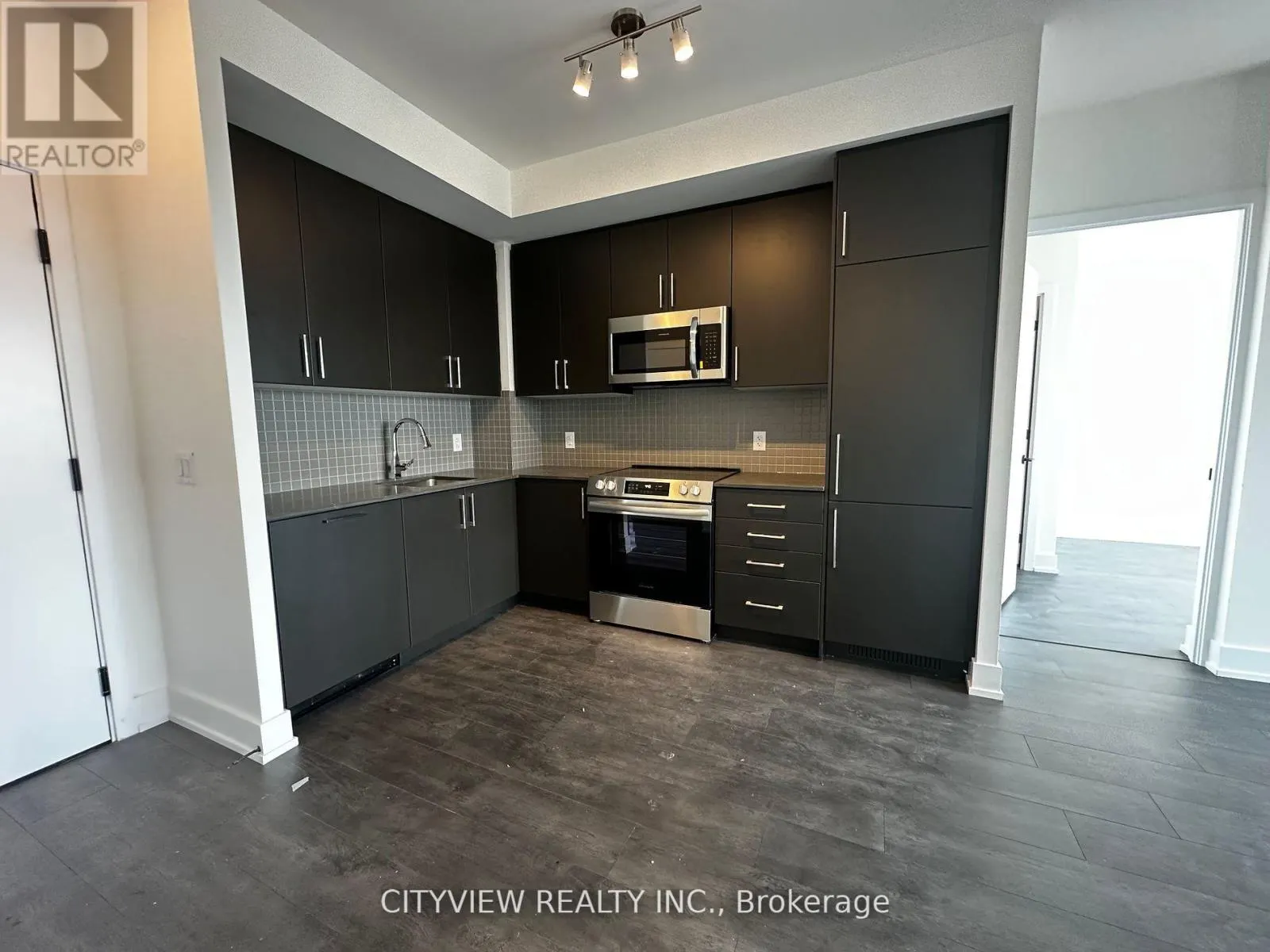541 - 2450 OLD BRONTE ROAD