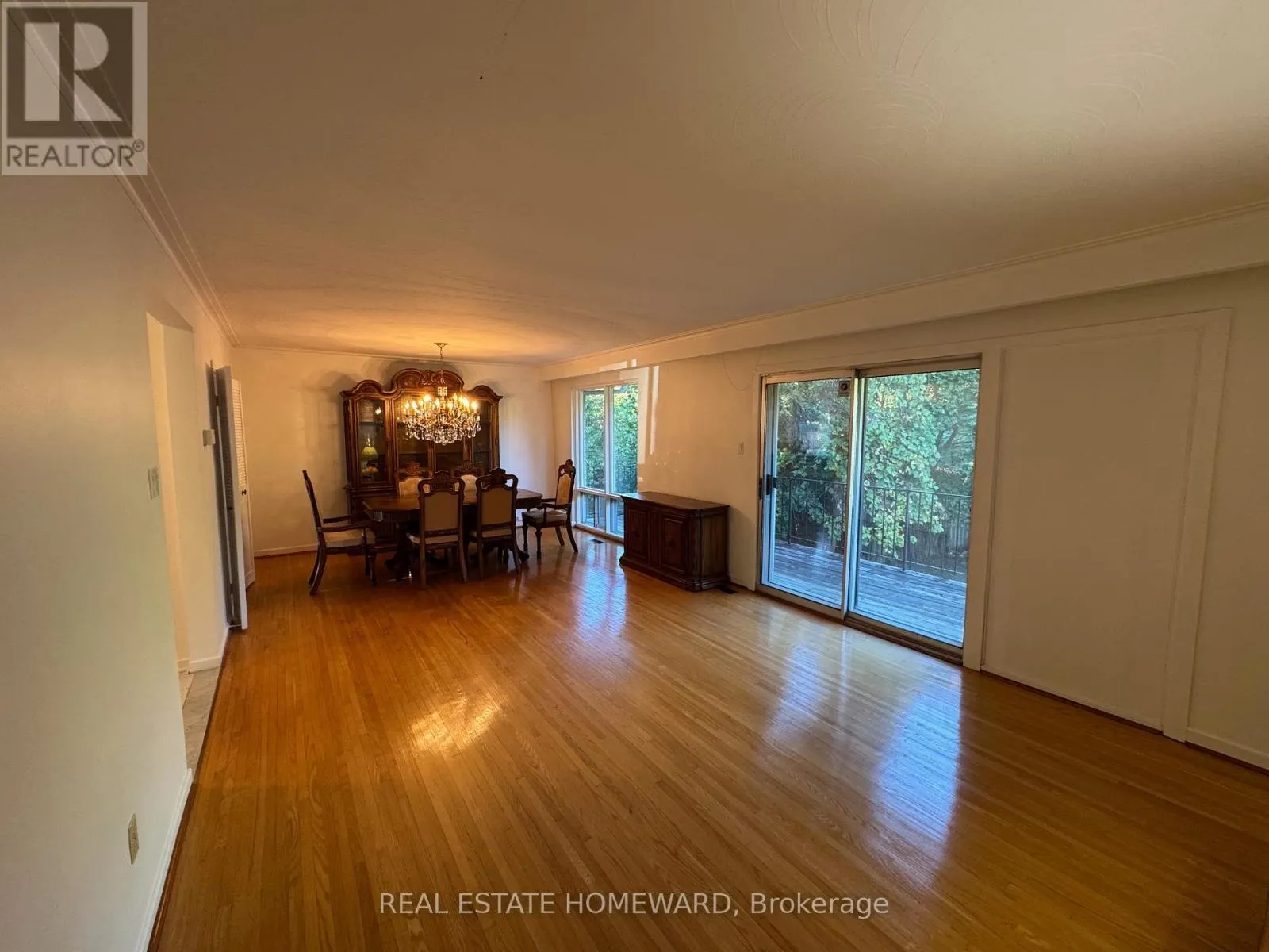 17 COLLINGDALE ROAD