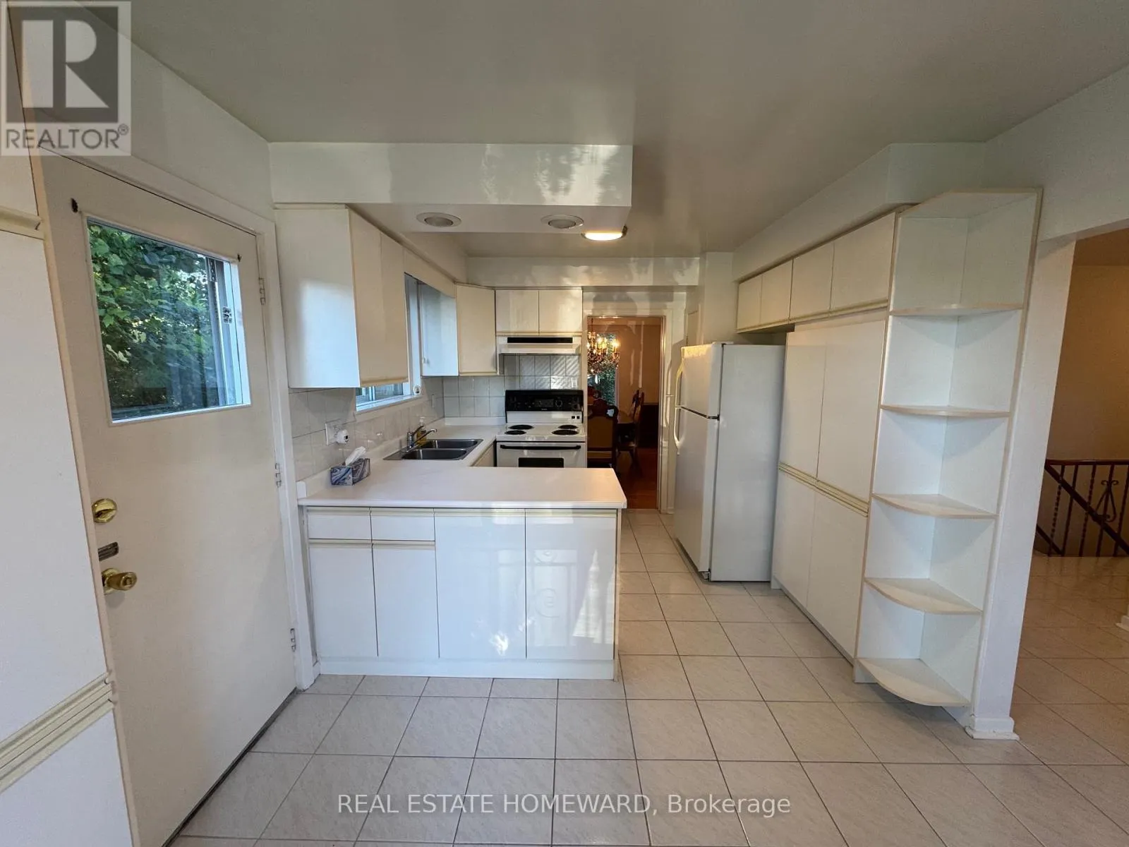 17 COLLINGDALE ROAD