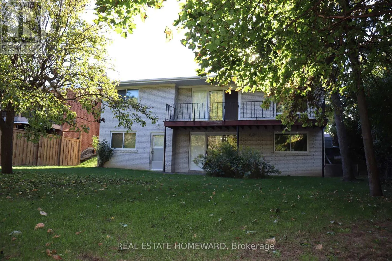 17 COLLINGDALE ROAD