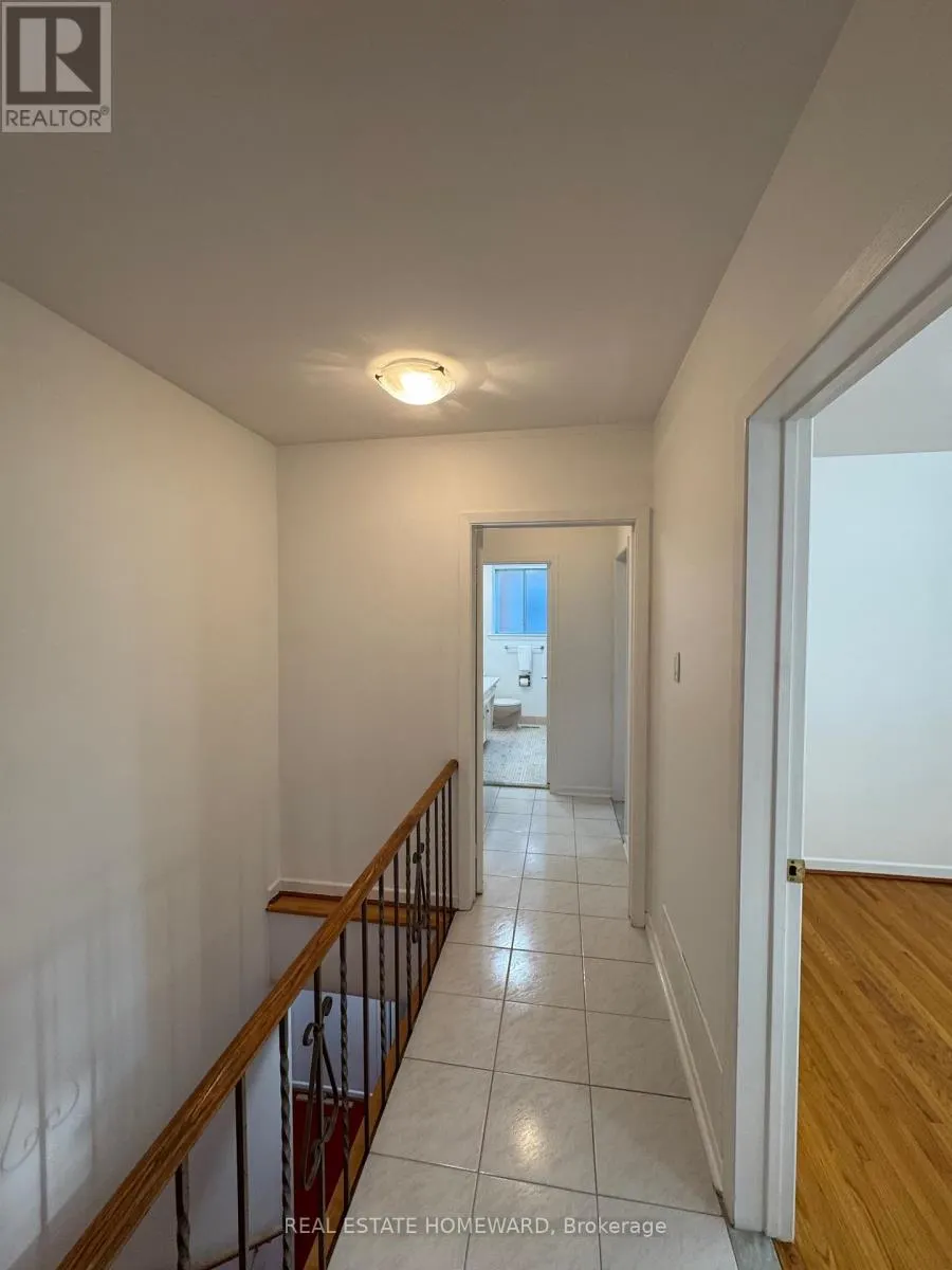 17 COLLINGDALE ROAD