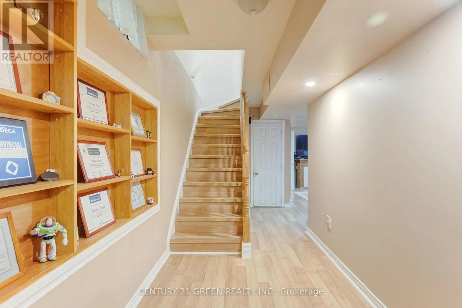 2146 SHADY GLEN ROAD