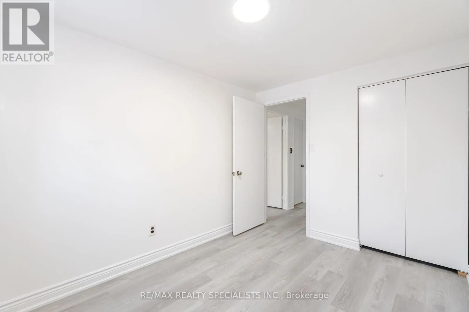 38 DUNBLAINE CRESCENT