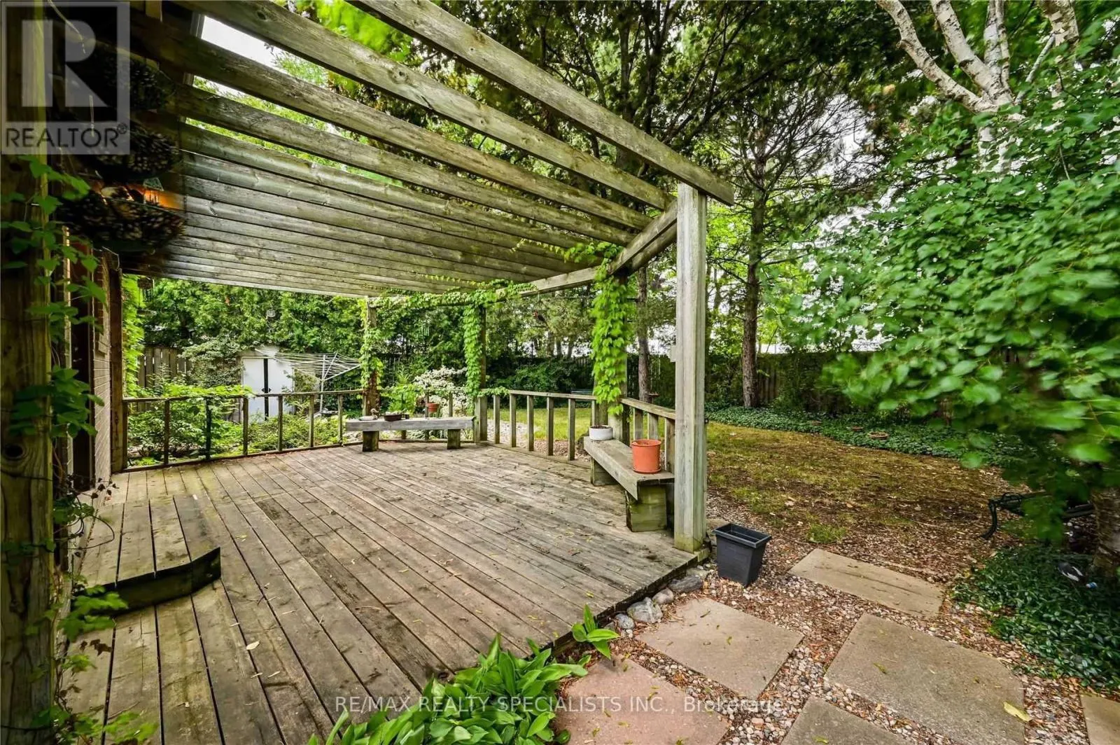 38 DUNBLAINE CRESCENT