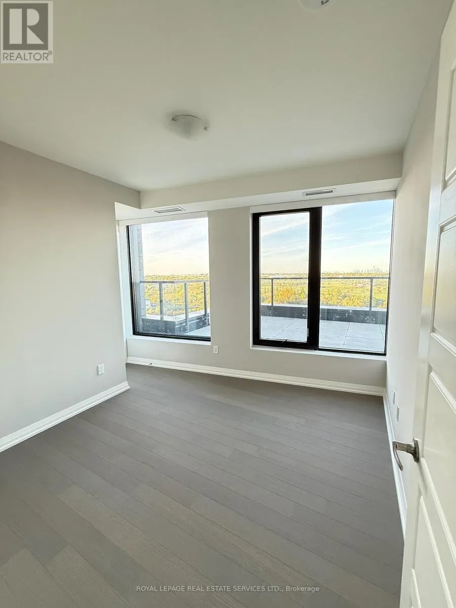 803 - 1415 DUNDAS STREET E