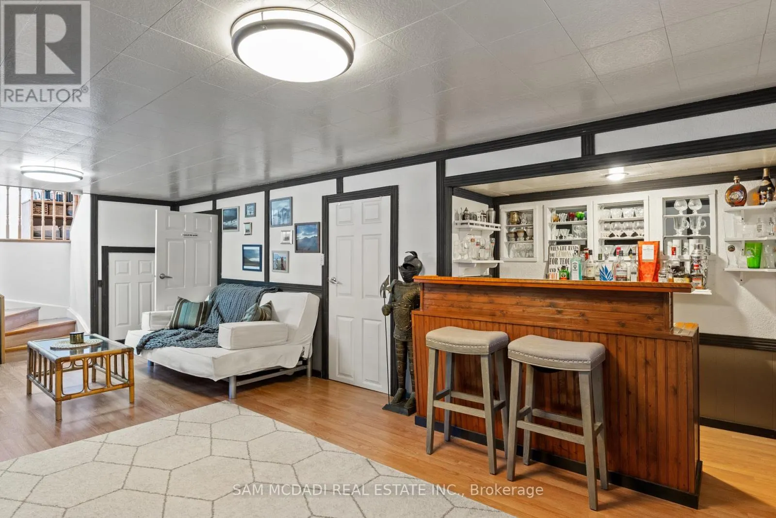 77 LOCKTON CRESCENT