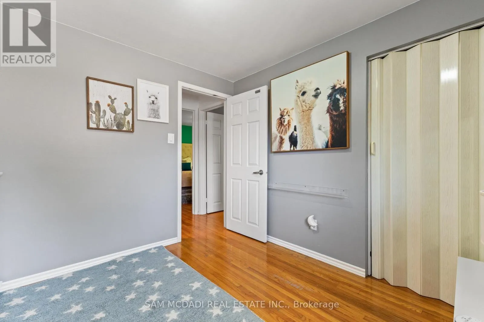 77 LOCKTON CRESCENT