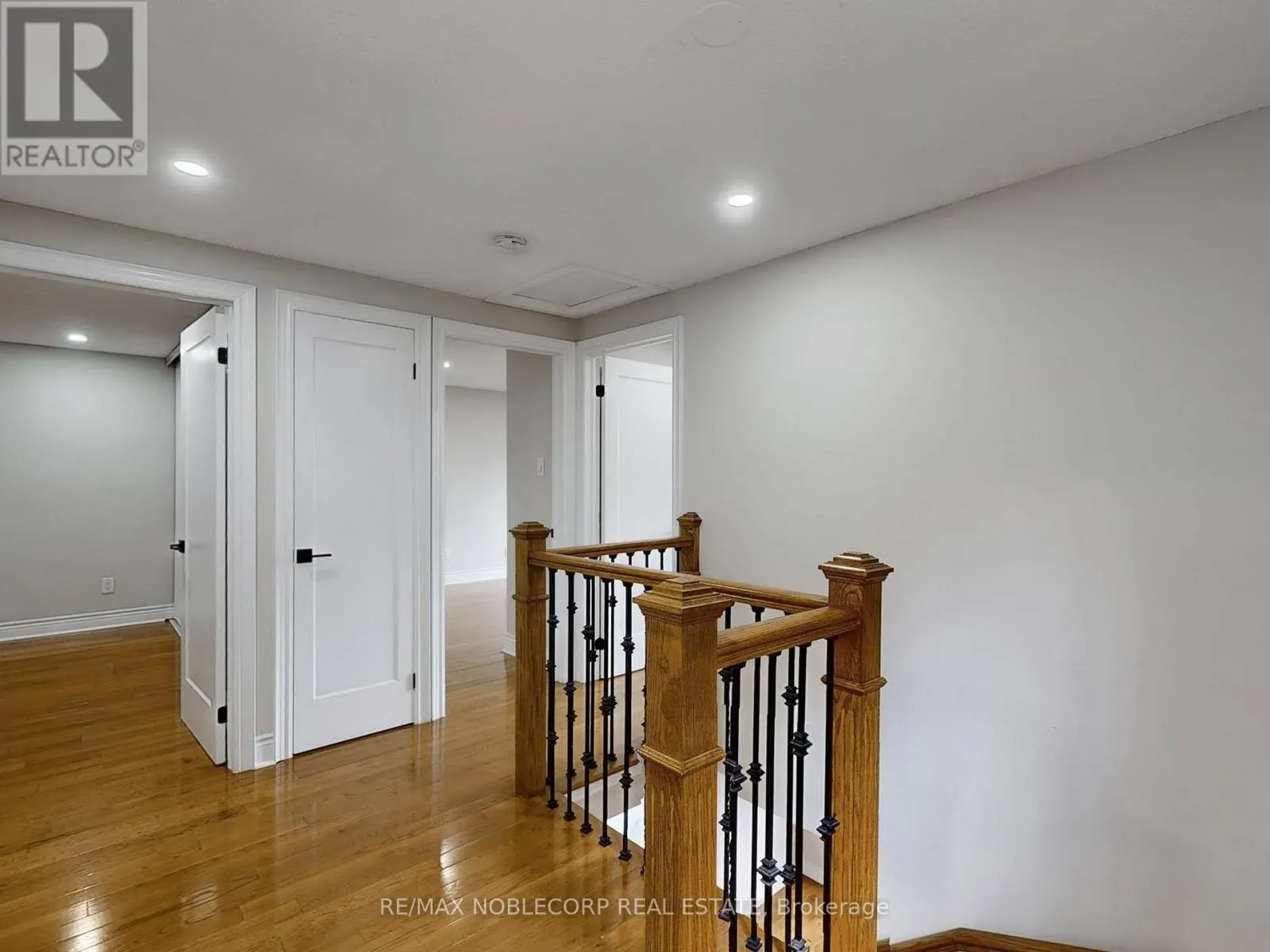 892 SWEETWATER CRESCENT