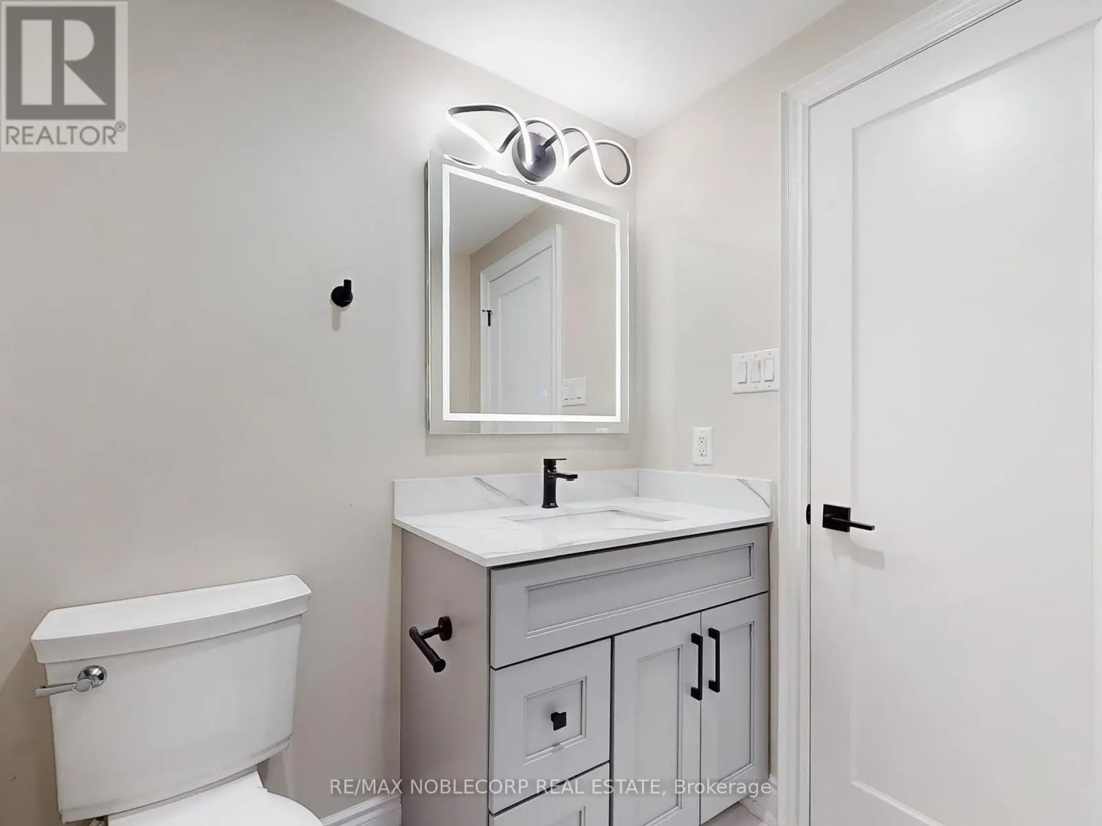 892 SWEETWATER CRESCENT