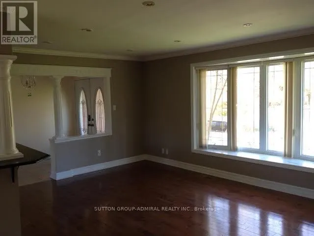 1336 MISSISSAUGA ROAD S