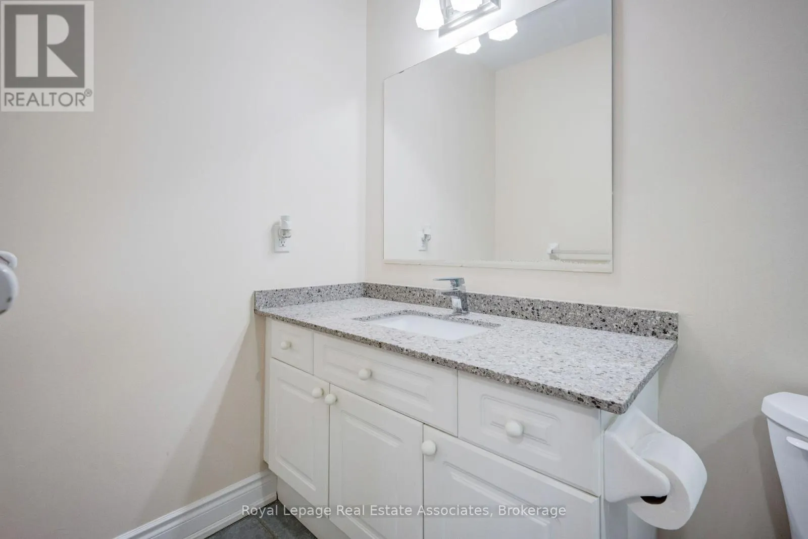 MAIN - 15 VIRTUES AVENUE