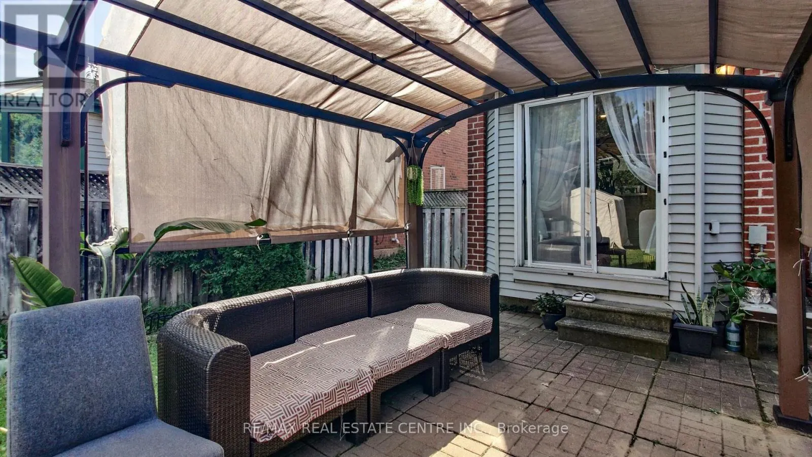 5596 WHISTLER CRESCENT