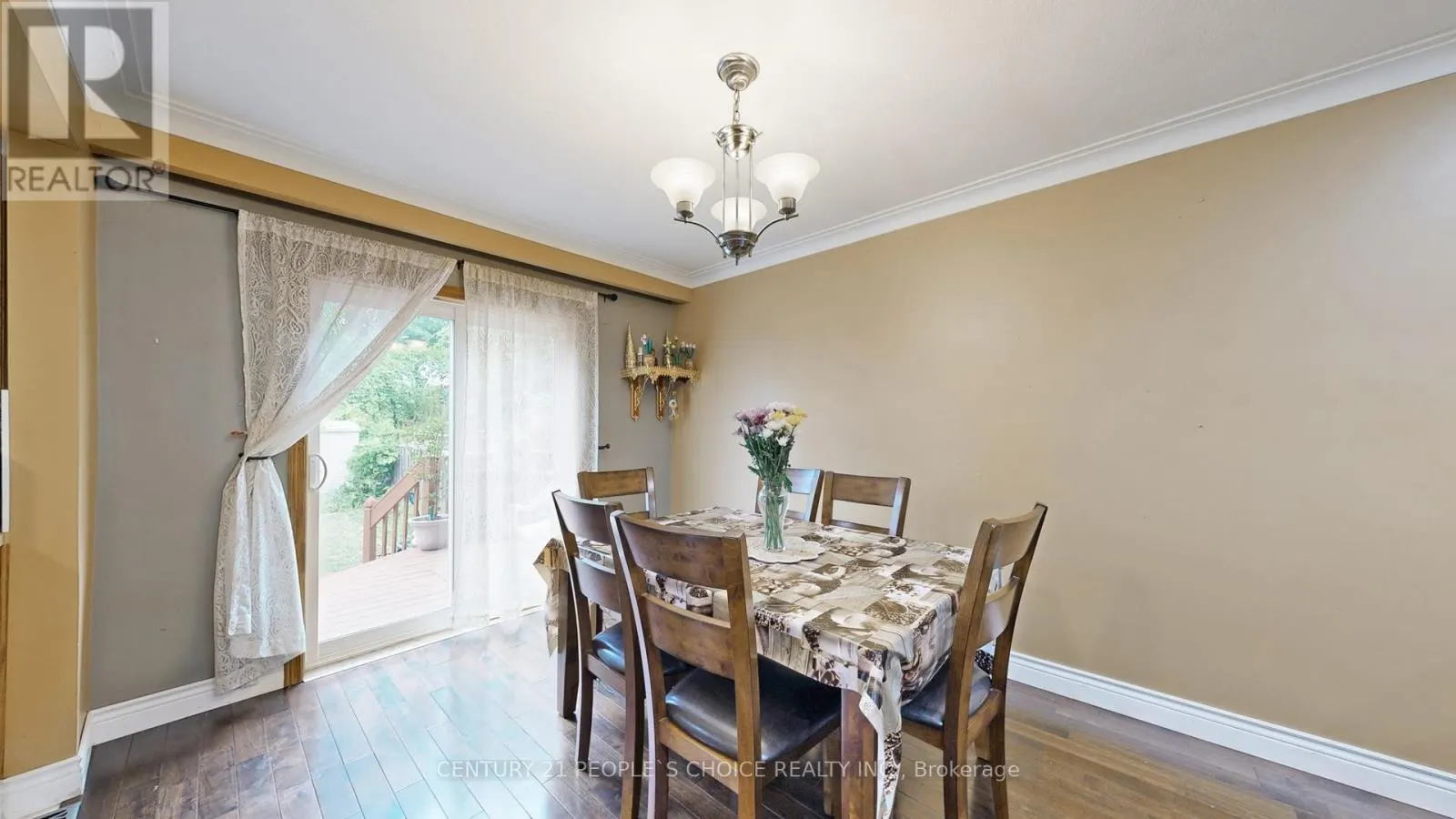 37 FOXRUN AVENUE