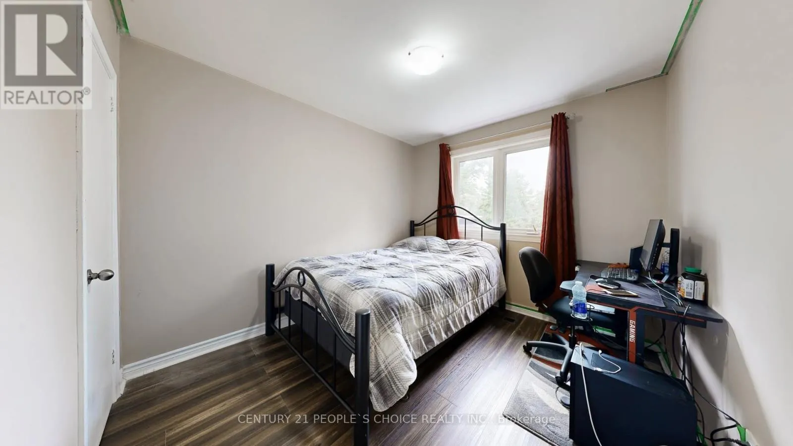 37 FOXRUN AVENUE