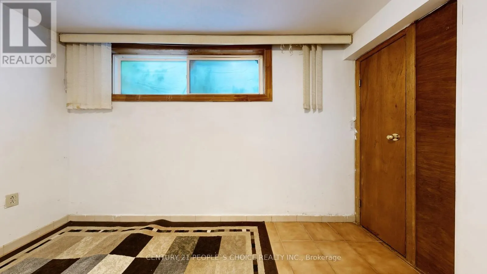 37 FOXRUN AVENUE