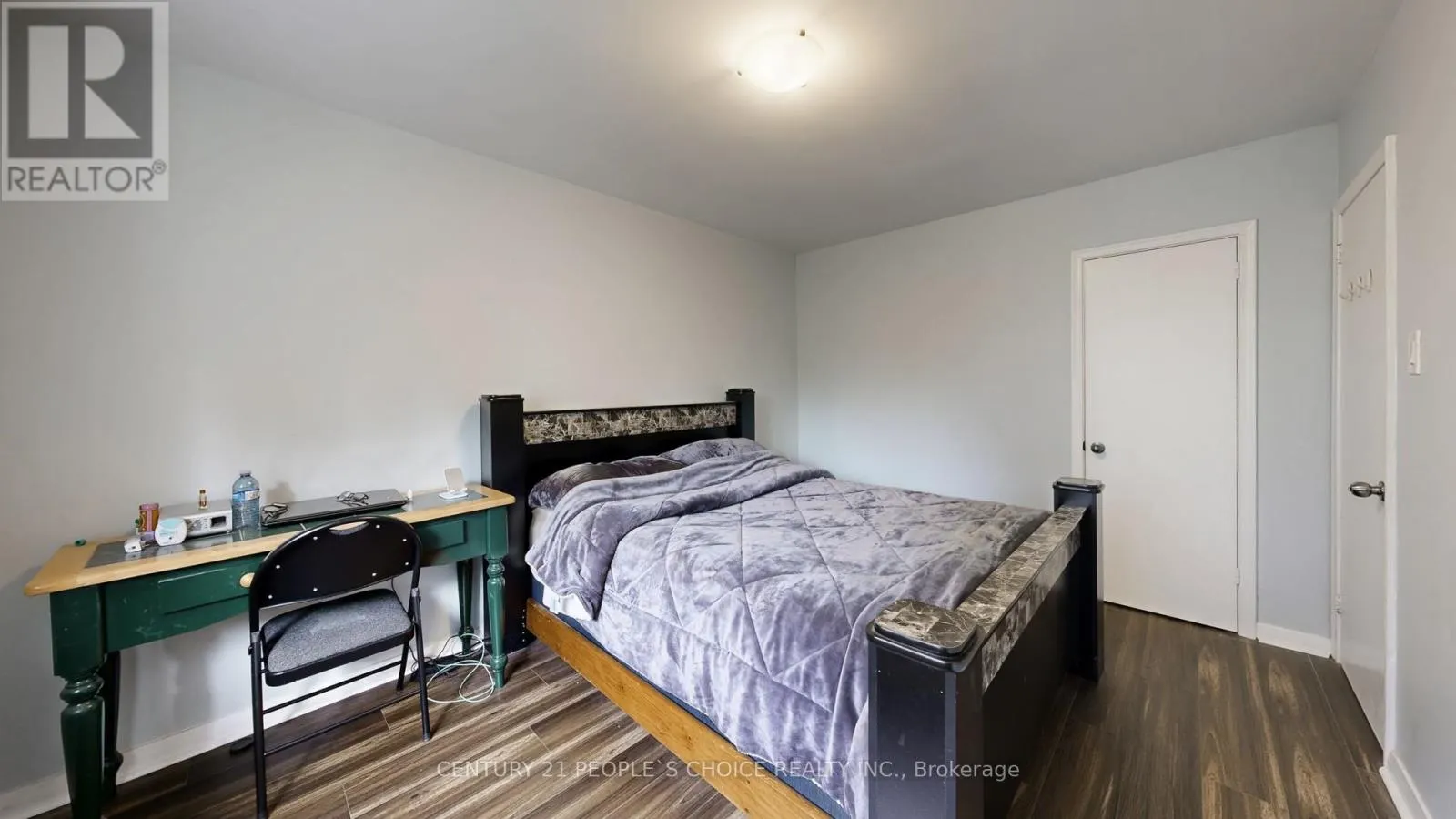 37 FOXRUN AVENUE