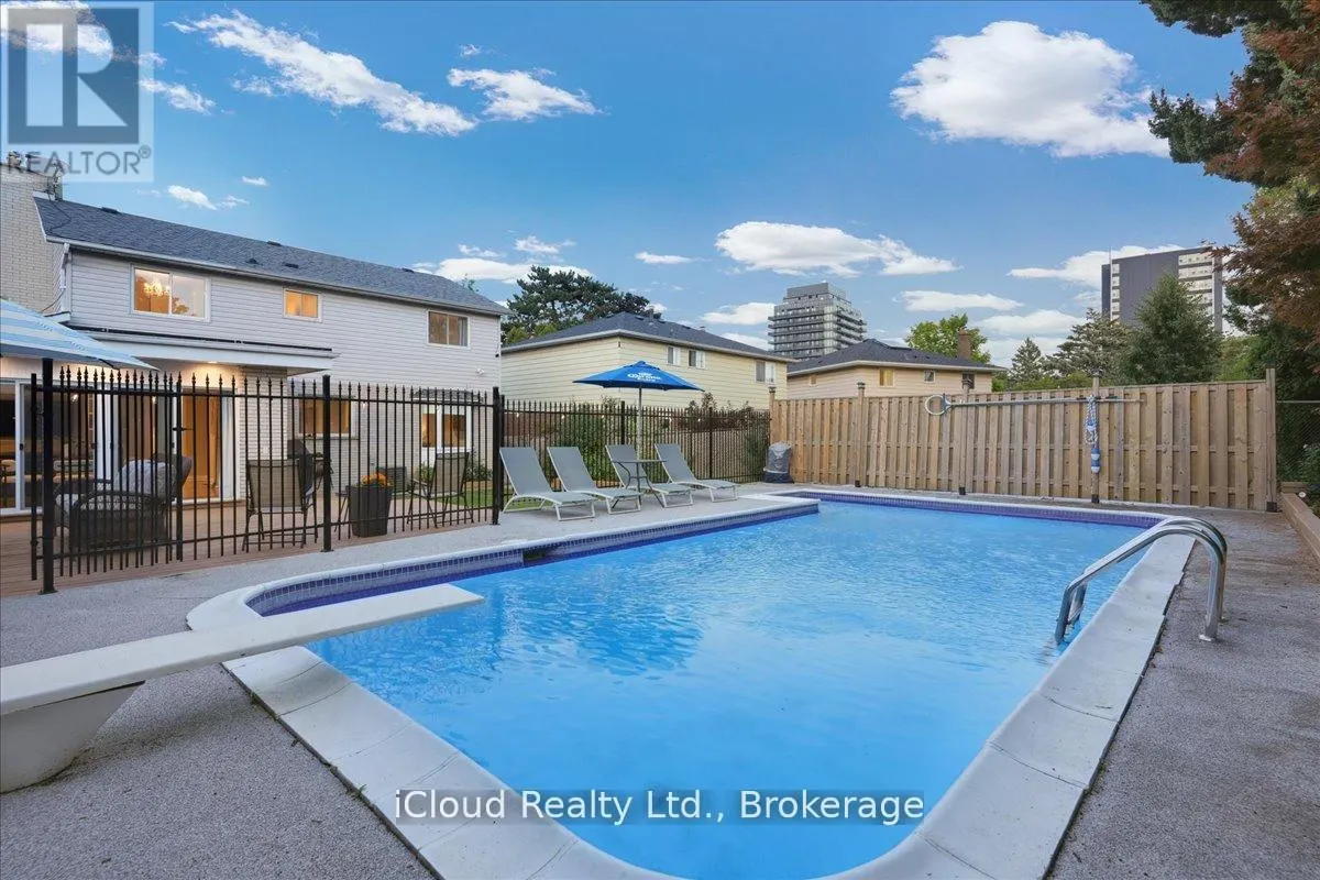 2224 THORN LODGE DRIVE