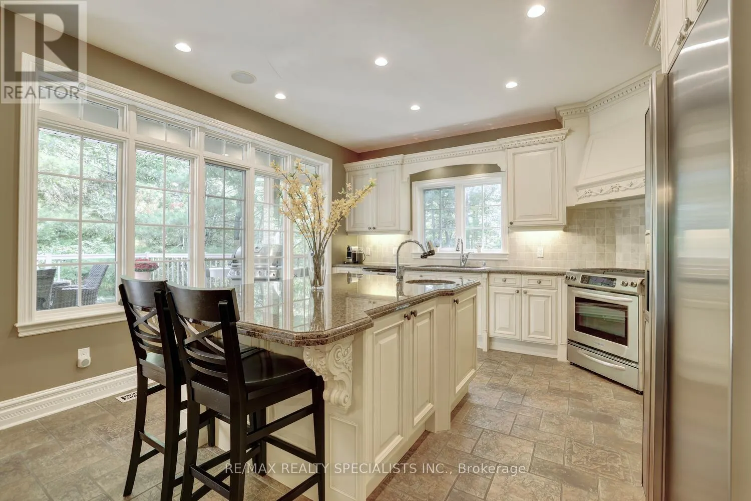 1227 RIVERBANK WAY