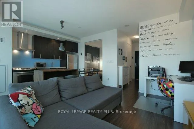 2231 - 165 LEGION ROAD N