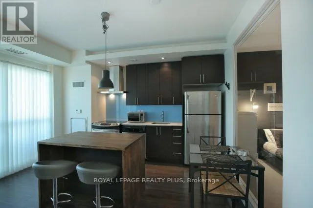 2231 - 165 LEGION ROAD N