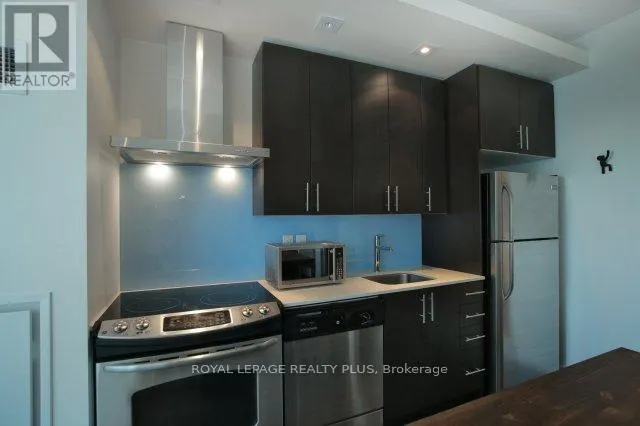 2231 - 165 LEGION ROAD N
