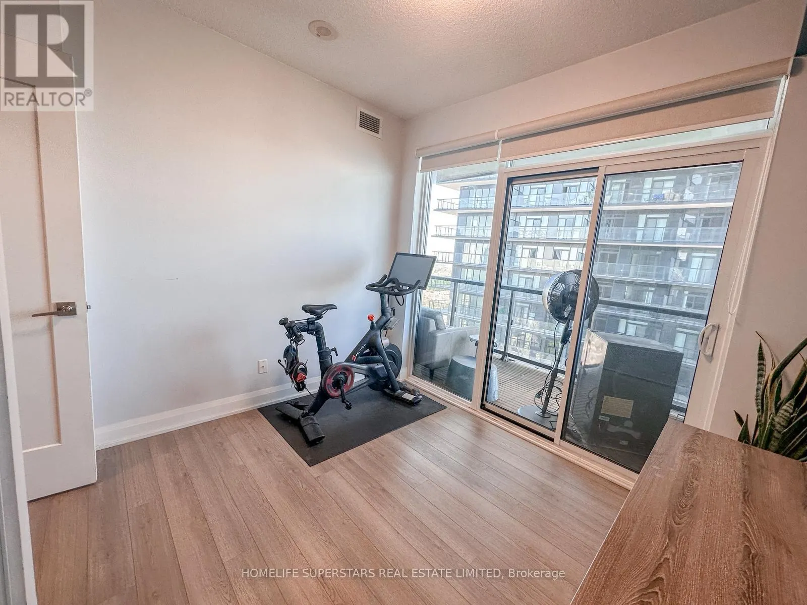 3508 - 56 ANNIE CRAIG DRIVE