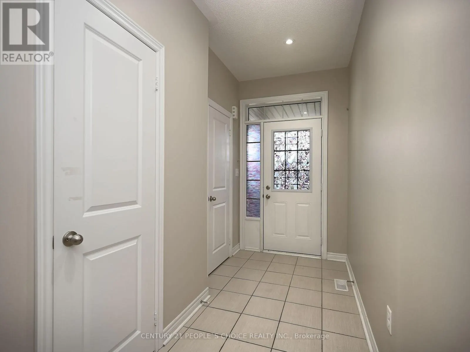 39 PEARMAN CRESCENT