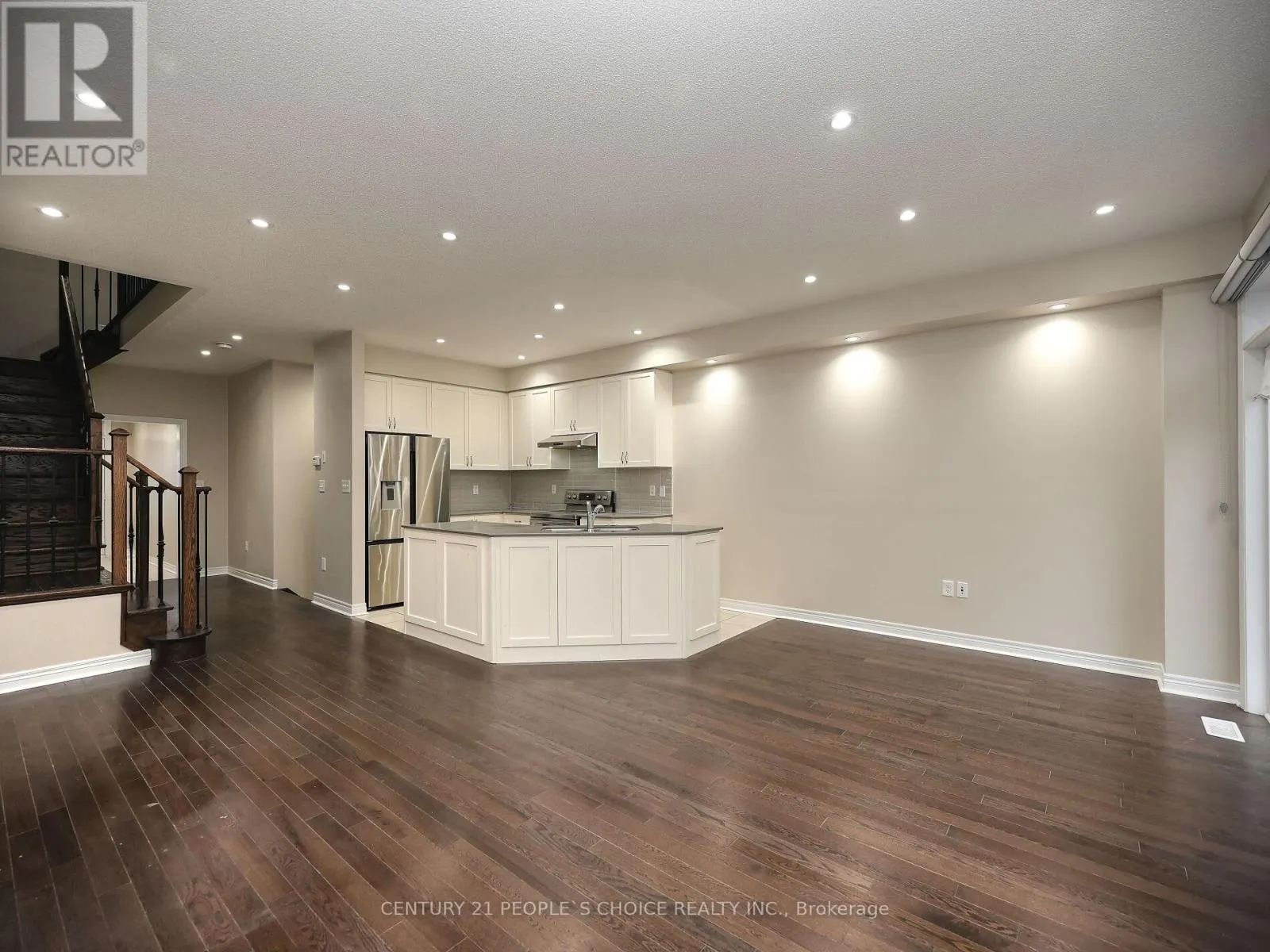 39 PEARMAN CRESCENT