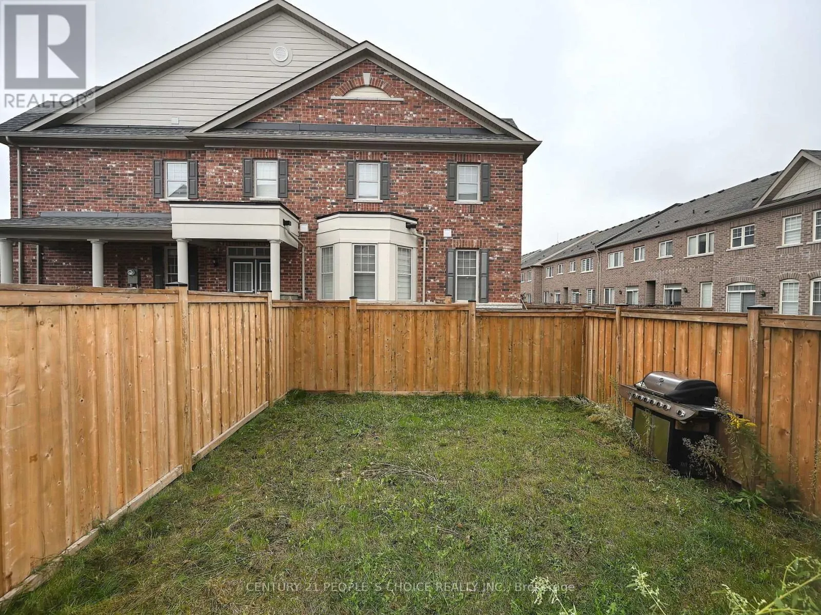 39 PEARMAN CRESCENT