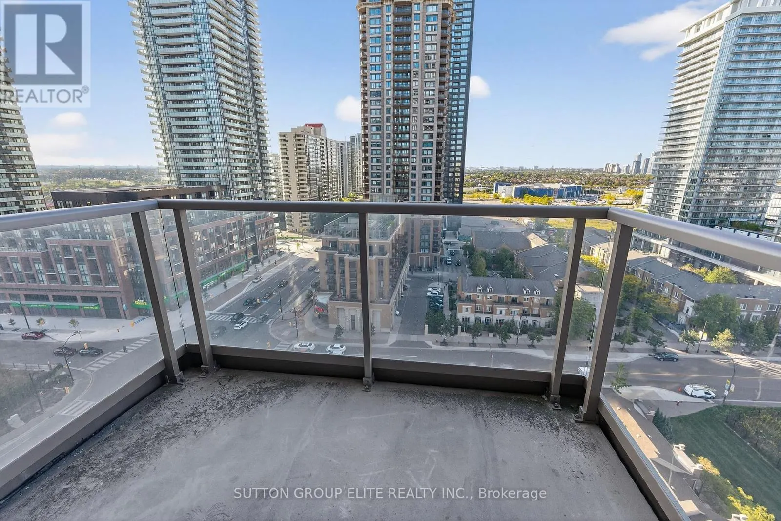 1407 - 388 PRINCE OF WALES DRIVE