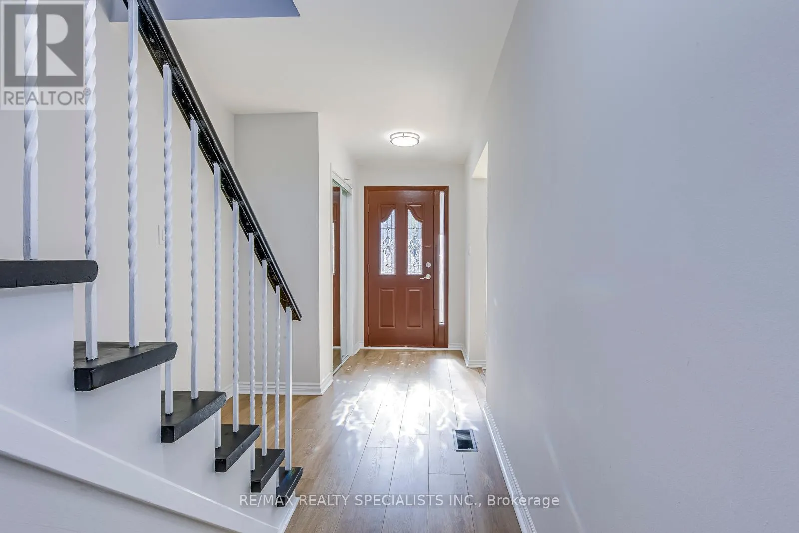 359 LOUIS DRIVE