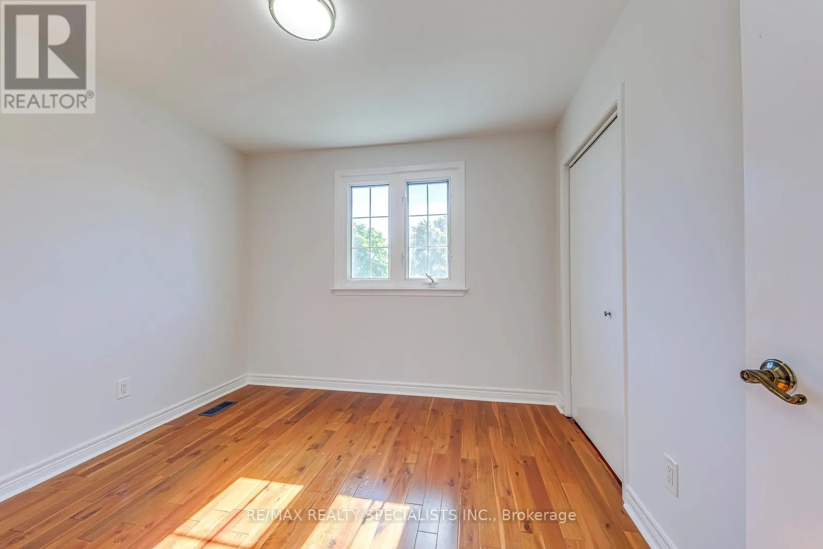 359 LOUIS DRIVE