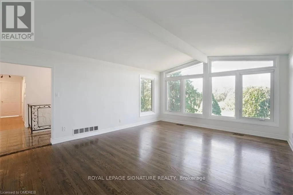 (MAIN) - 14 BURNHAMTHORPE ROAD W