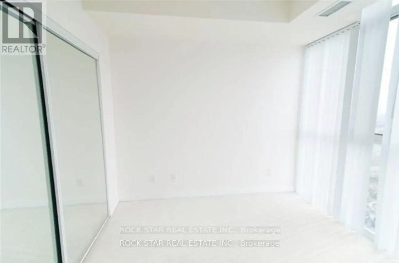 2905 - 4070 CONFEDERATION PARKWAY
