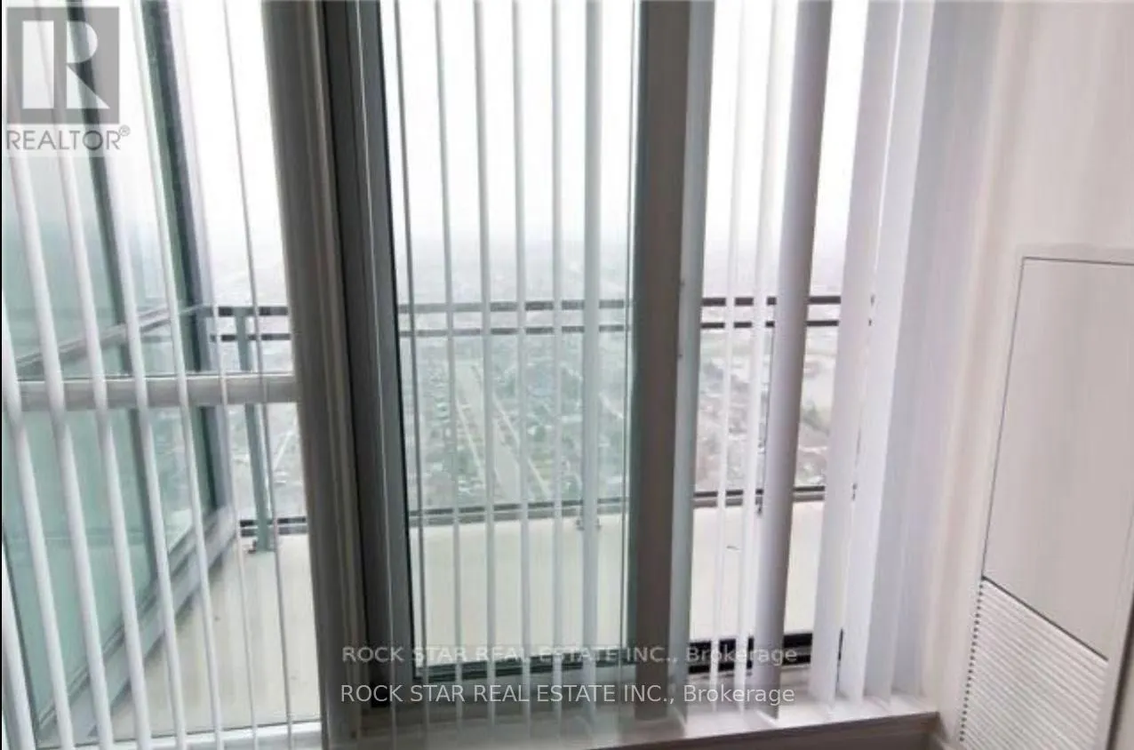 2905 - 4070 CONFEDERATION PARKWAY