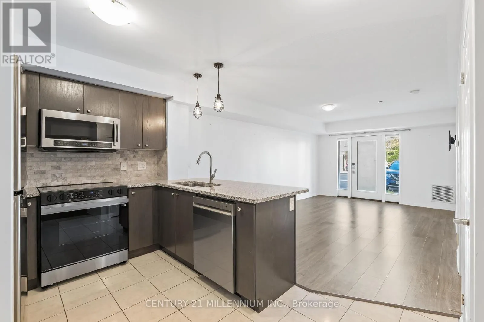 111 - 1045 NADALIN HEIGHTS