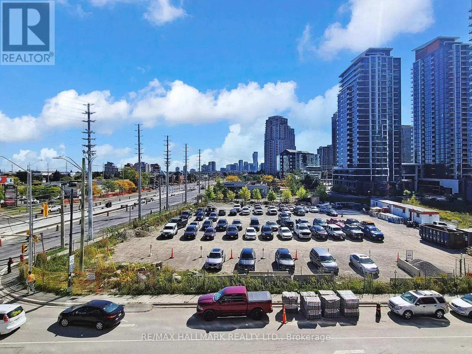 303 - 15 WATERGARDEN DR DRIVE