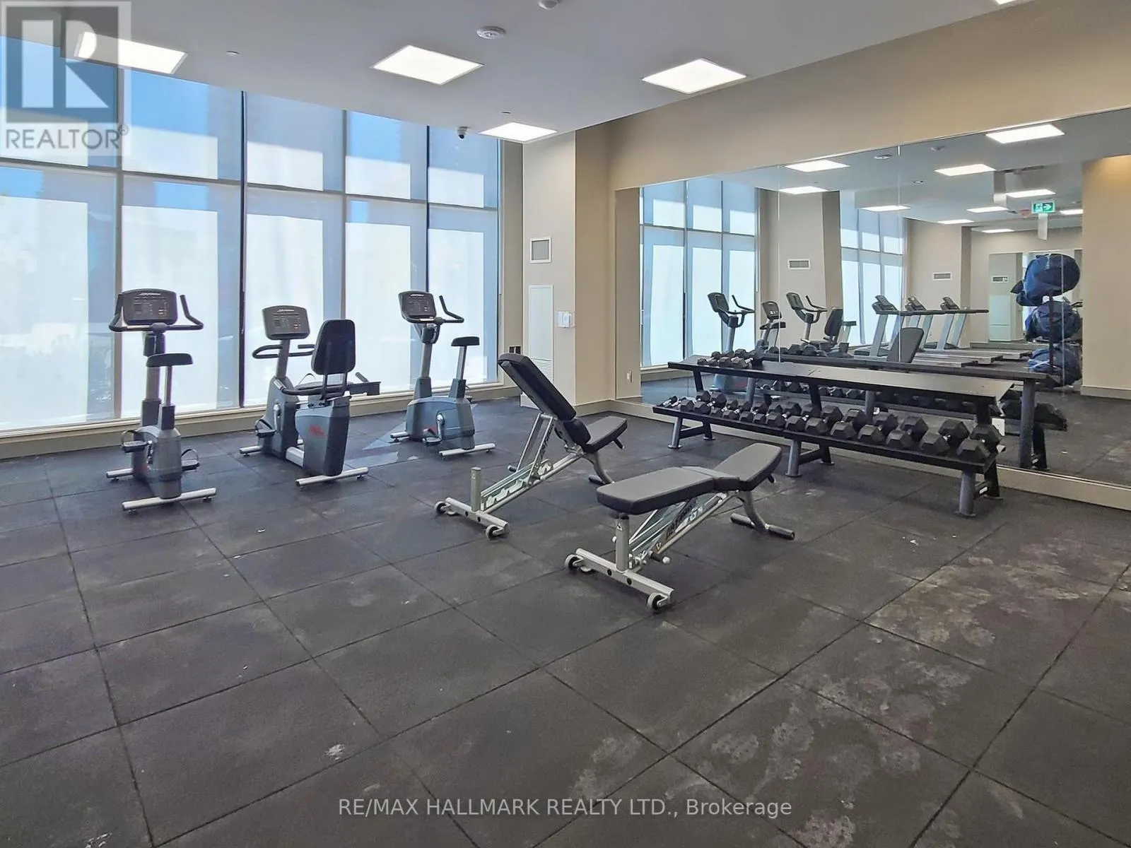 303 - 15 WATERGARDEN DR DRIVE