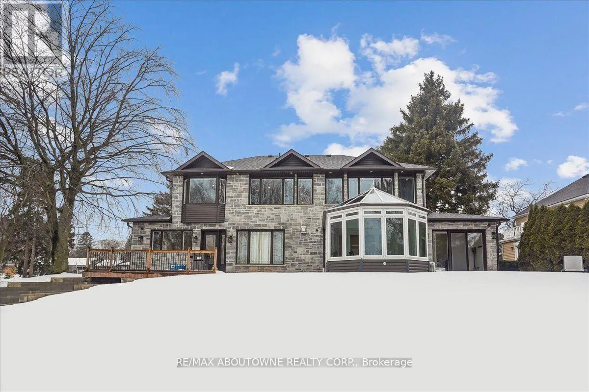 332 SHOREVIEW ROAD