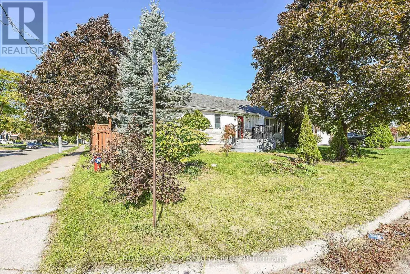 13 FOSTER ROAD