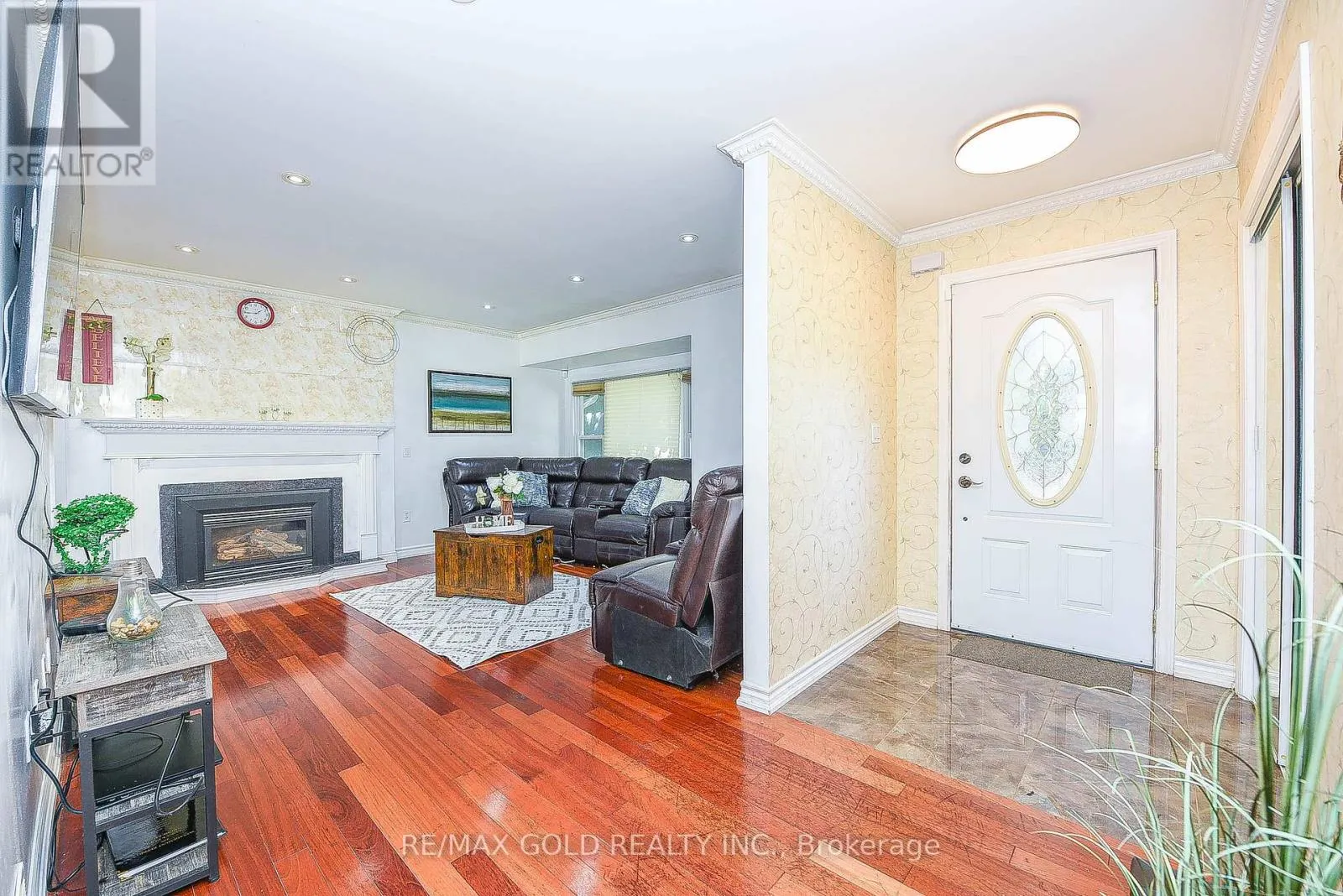 13 FOSTER ROAD