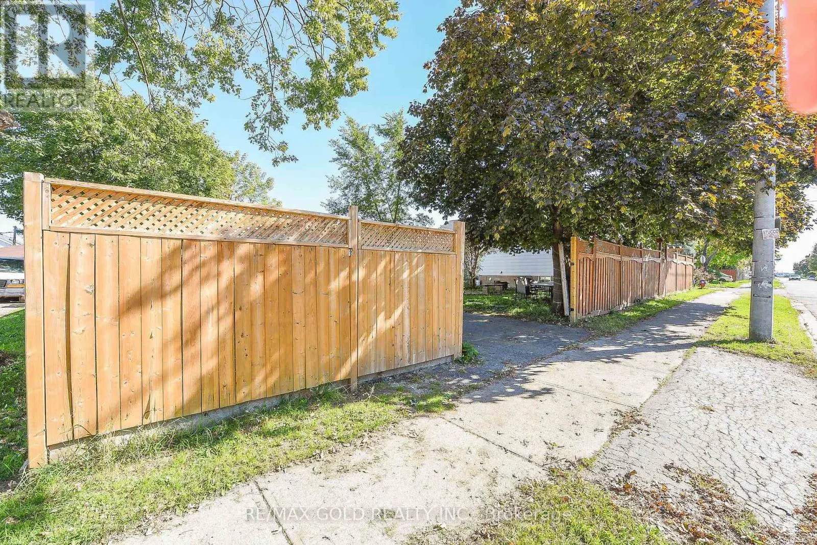 13 FOSTER ROAD